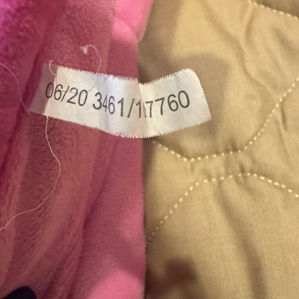 LOL Surprise MGA 40”W 59” Pink Weighted Gentle Hug Blanket Throw